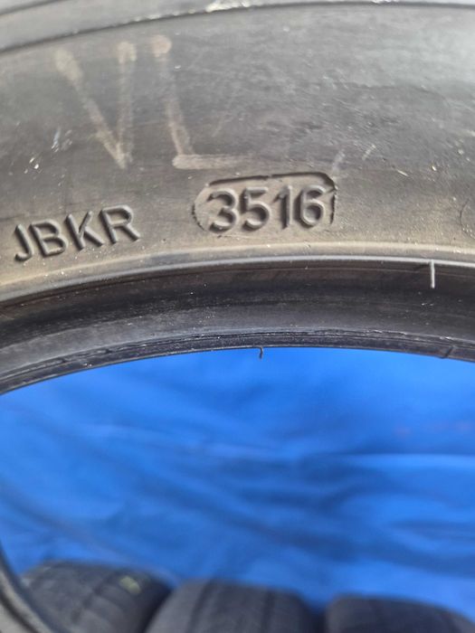 205/50/17 93v Dunlop