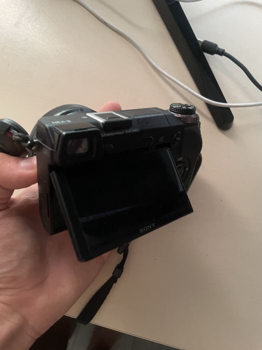 Продам фотоаппарат sony nex-6