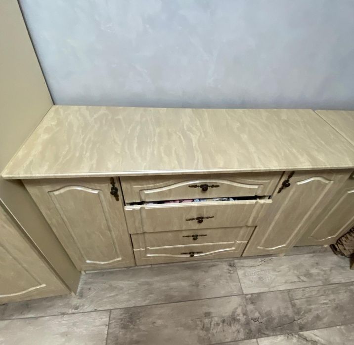 Продам  спальни  гарнитур