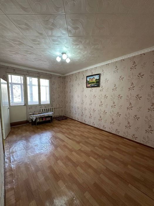 Срочно 2/2/4 на массив ялангач комната раздельно спорт комплекс Умид