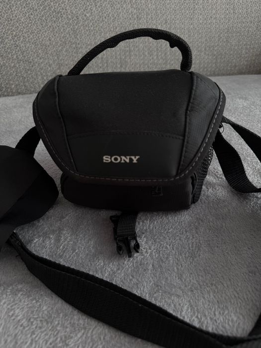 Aparat foto CANON EOS R50 Mirrorless, 24.2 MP, 4K, WI-FI, ob. 18-45 mm