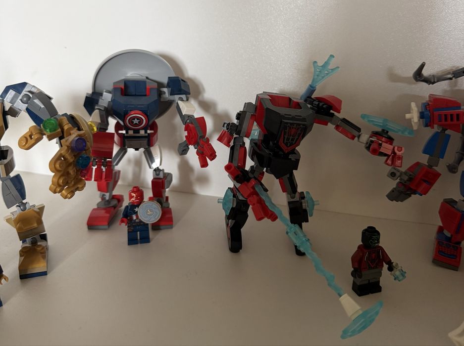 Vand 7 legouri Marvel