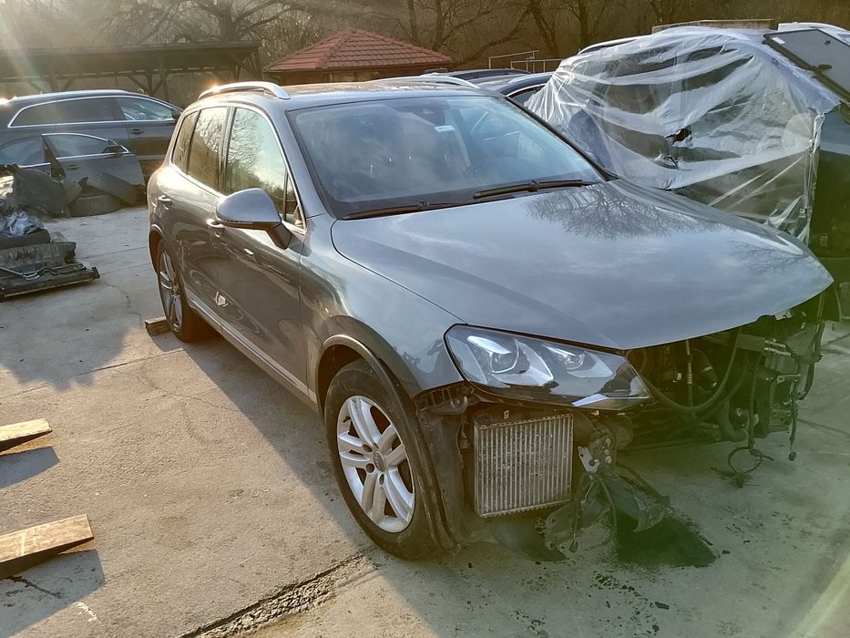 VW Touareg 4.2 TDI V8 , CKD мотор 340 к.с. ,2014 г. 60 броя на части