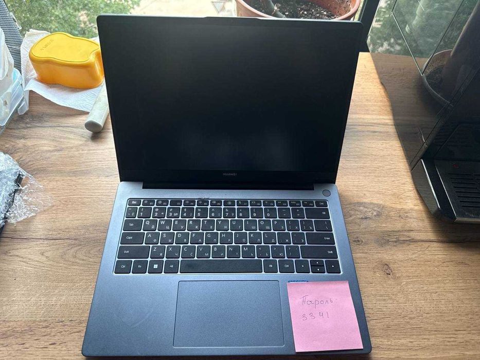 Huawei MateBook / i5-12450H / 16 ГБ / 512 ГБ SSD / Full HD