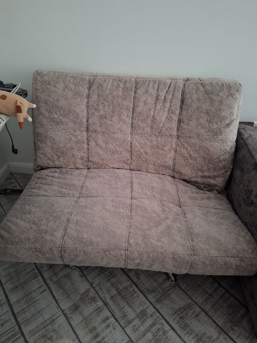 Продам диван, кресло-диванчик.