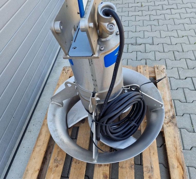 Pompă  Sumesibilă Mixer POMPE FLYGT TIP PP ULTRA LOW HEADestecare /Bazine.Flygt 4680 Trifazic Nou 25 KW