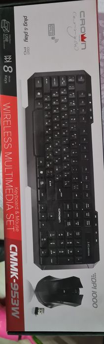 Клавиатура без проводная новая в упаковке с мышкой