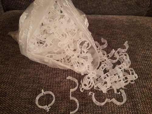 Set 100 cleme  reutilizabile de sustinere pentru plante