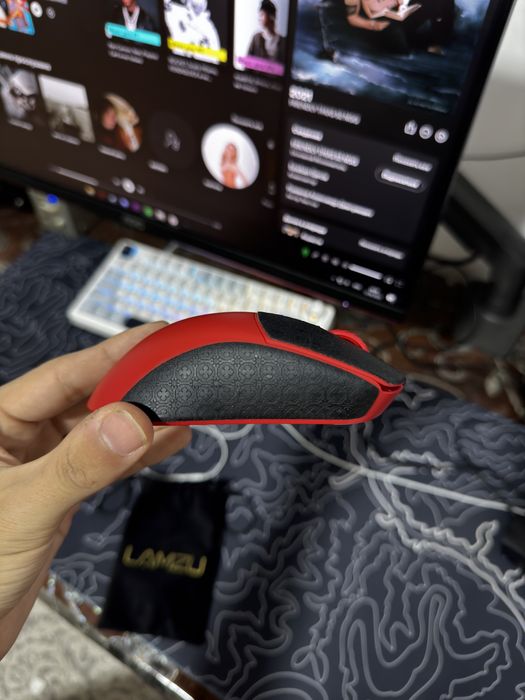 Продам мышь Lamzu maya