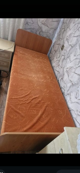 Срочно продам кровать