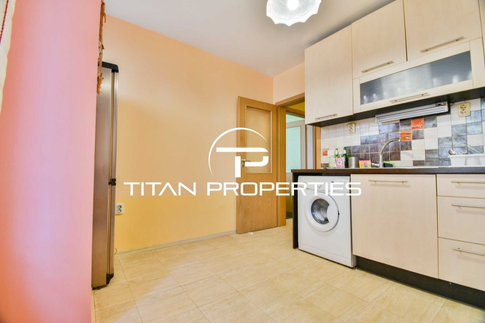 Дава се под наем Тристаен апартамент в София, Център - 91 кв.м за 765 € - Снимка #4