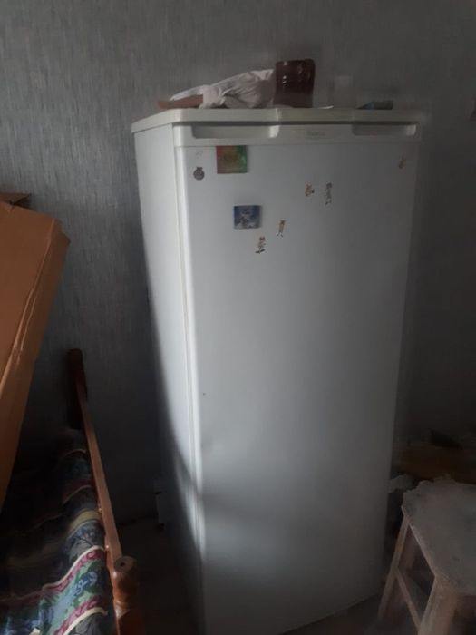 Холодильник бирюса