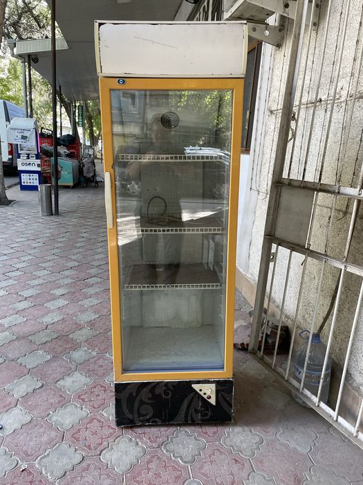 Холодильник Витринный для напитков Б/У - 2 штуки
