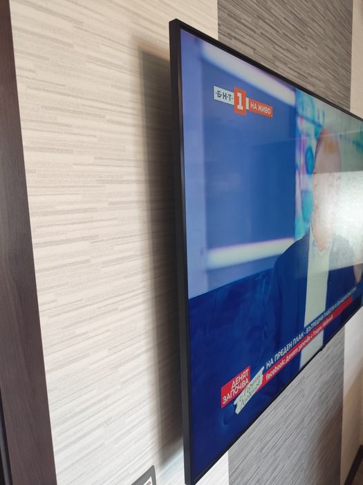 Продавам телевизор. Самсунг(Samsung) 65'