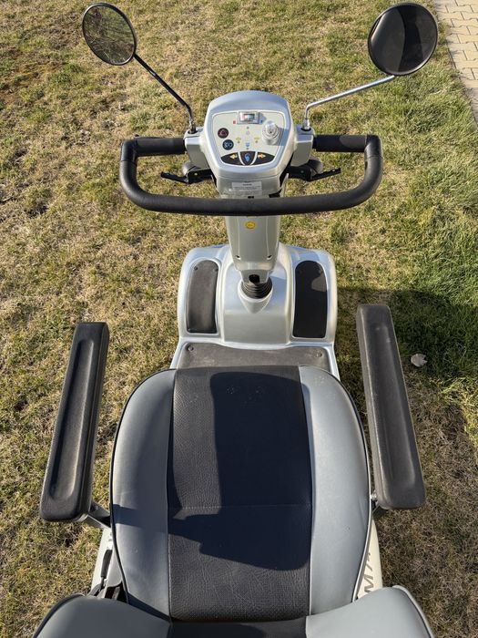Scaun scuter tricicleta carut carucior electric handicap dizabilitati