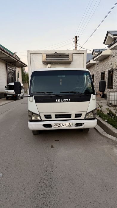 Isuzu haladnik  holati yaxshi