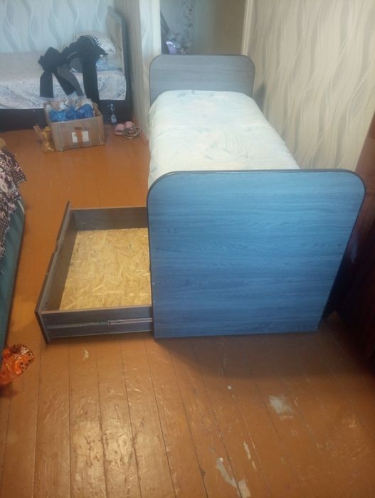 Продам кровать 9/10