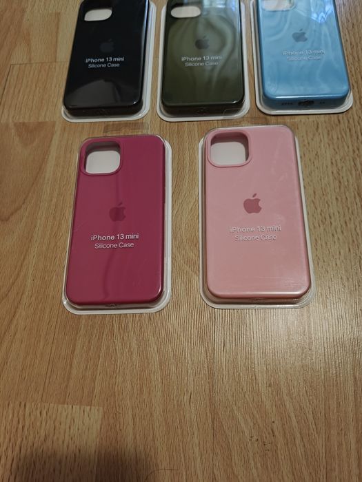 Husa iPhone 13 Mini Silicone Case Noua