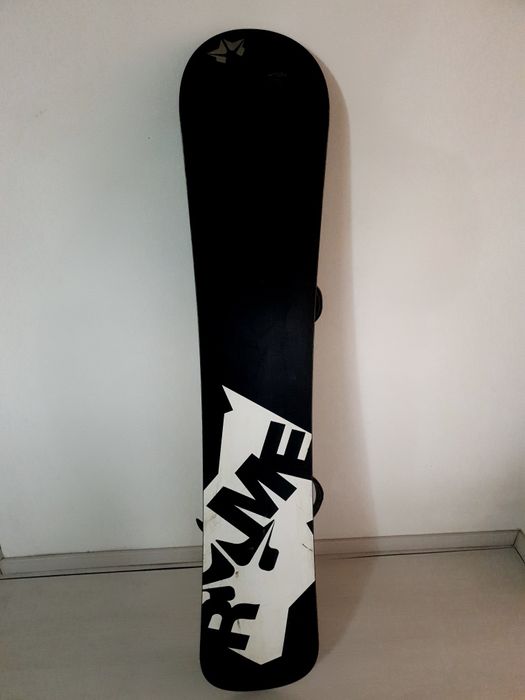 Snowboard Rome Artifact L159cm + legaturi