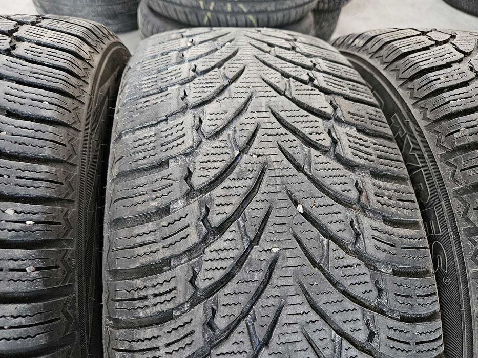 4 Anvelope IARNA 235.55.18 'Nokian' ; stare foarte buna