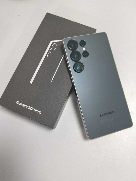 смартфон  SAMSUNG GALAXY S25