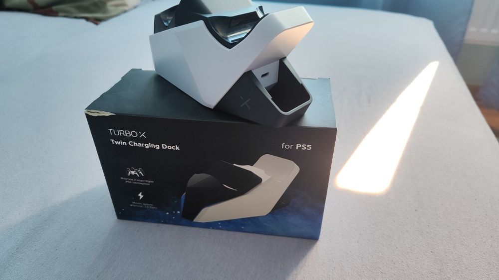 PS5 controller fast charge