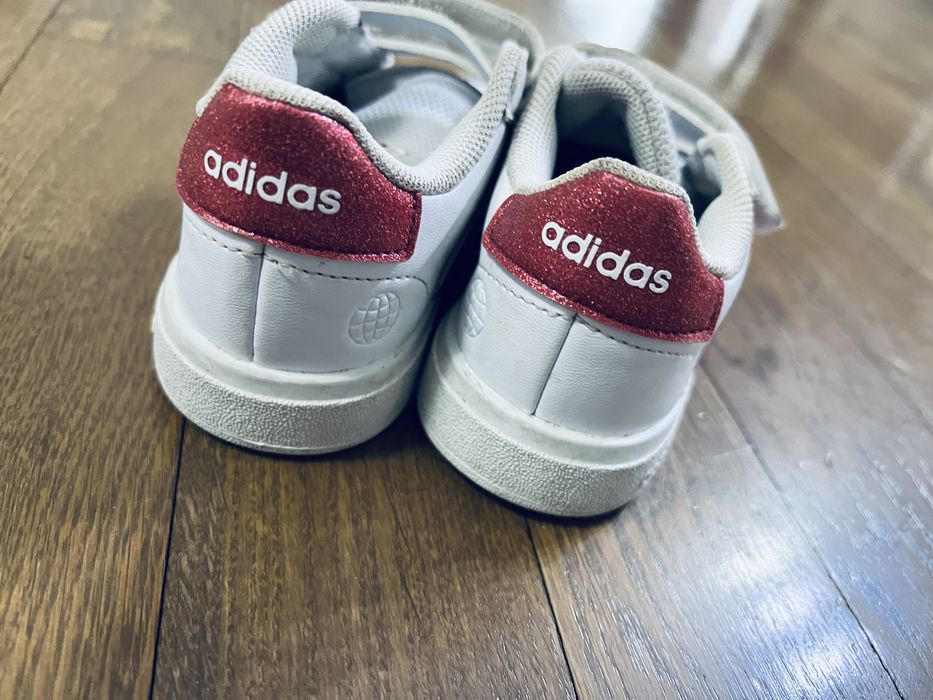 Papuci pentru fete Adidas