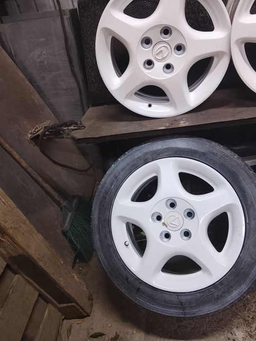 Продам диски лексус Тойота