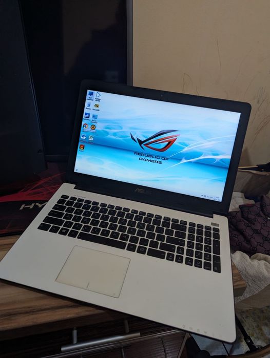 Ноутбук Asus 2017 года…