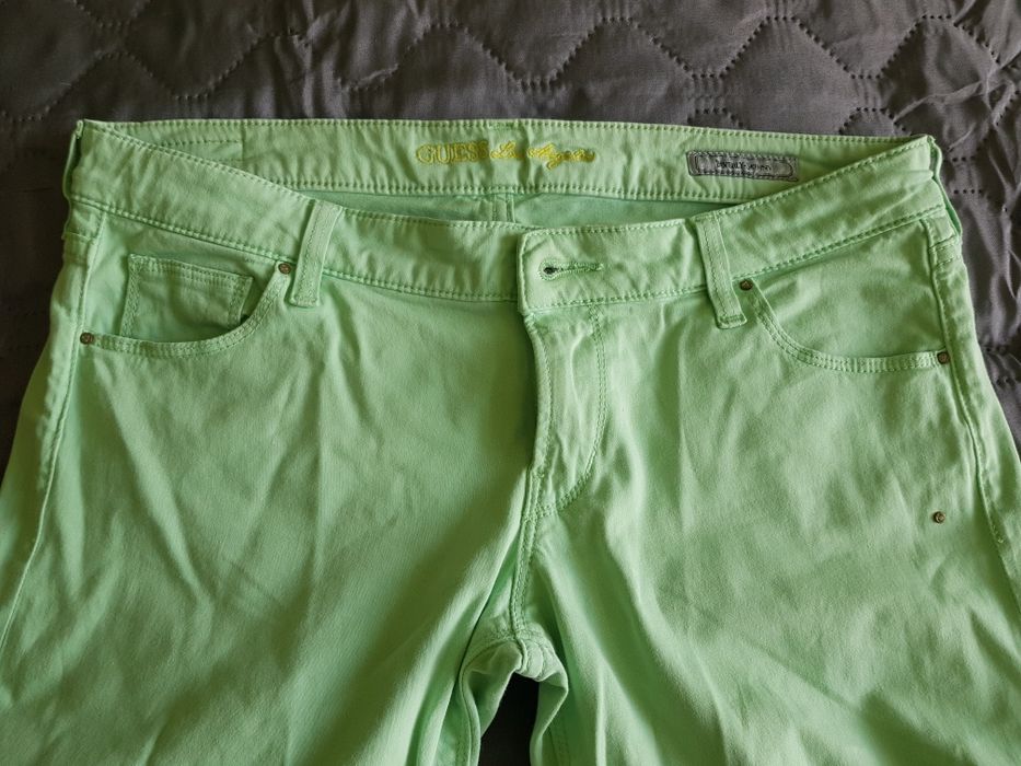 Pantaloni dama Guess