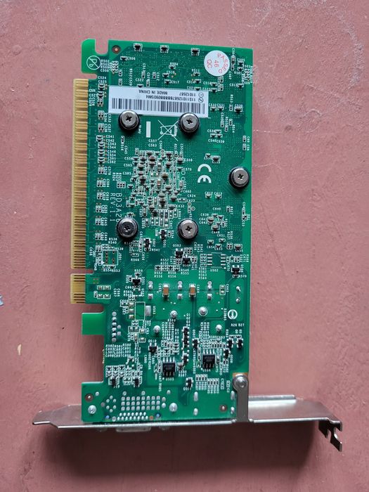 Lot 4 placi video de buget (GT210, GT420, GT430, QUADRO 2000)