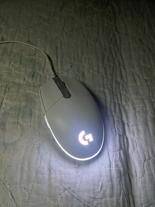 Продаю игровую мышь G102