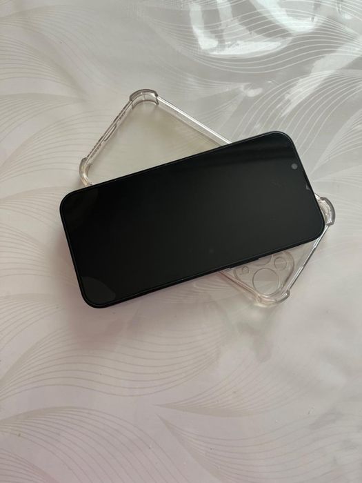Продам Iphone 14