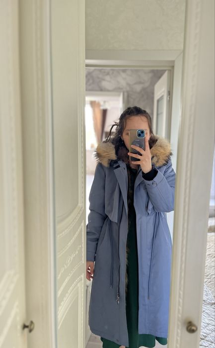 Продам Парку Зимню