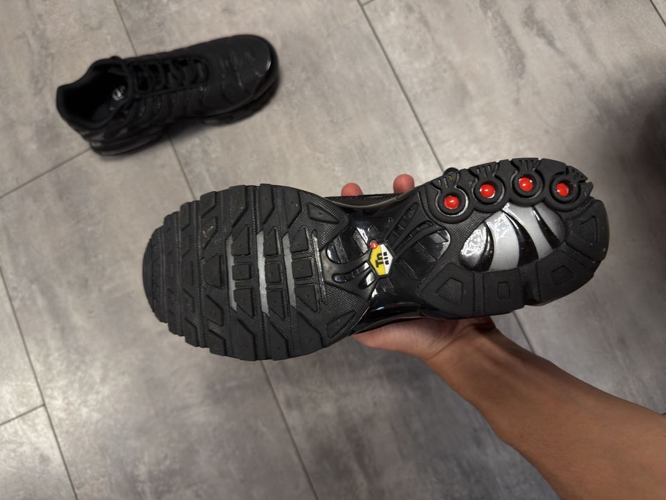 Adidasi Nike Tn 42