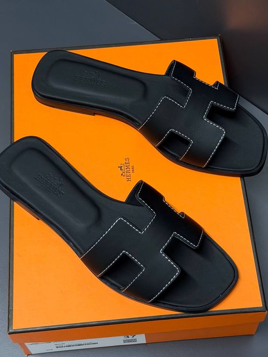 Papuci Hermes Oran noi