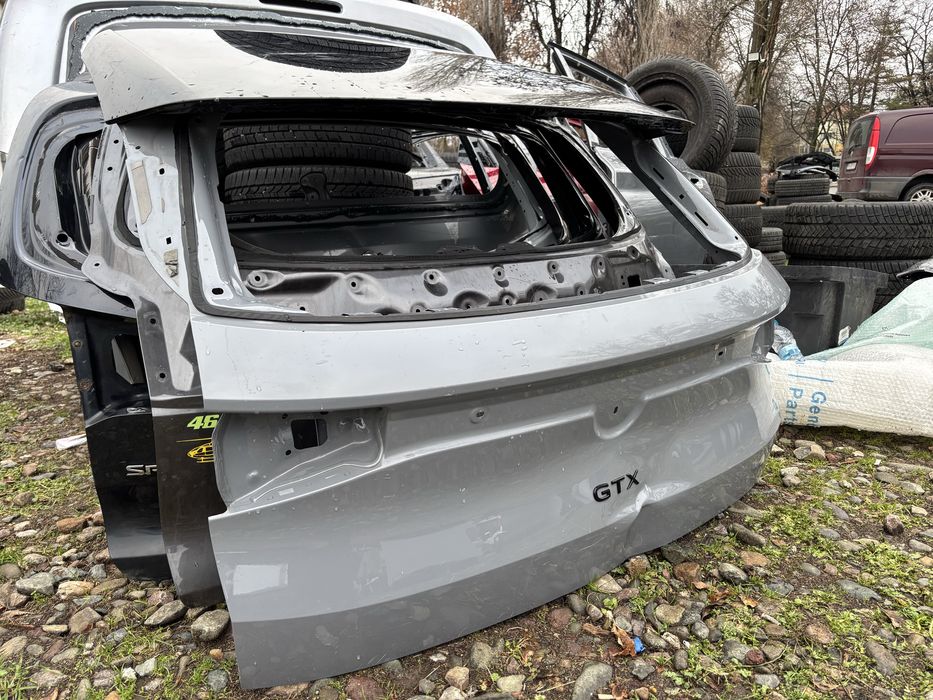 Капак/Багажник/Задна врата Капак VW ID6 GTX