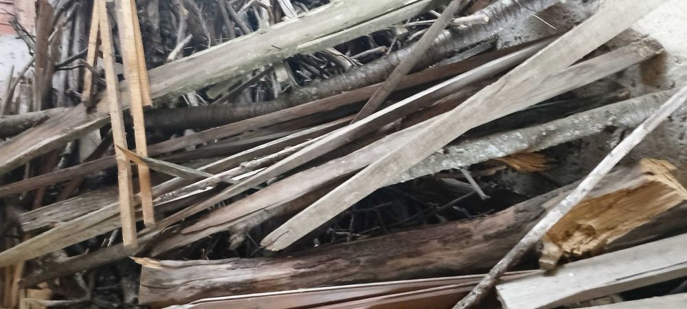 Подпалки дърва за огрев.