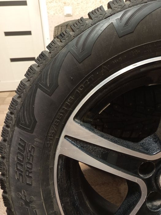 Продам колеса с дисками