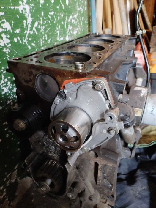 Запчасти на Рено Дастер.