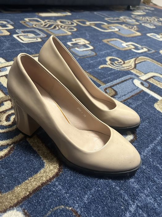 Одежда, туфли, кроссовки