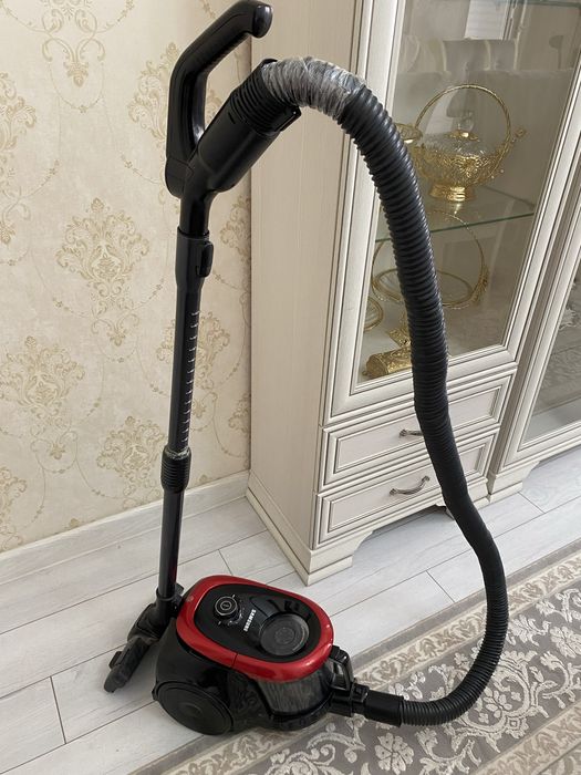 Продам Samsung пылесос рабочий