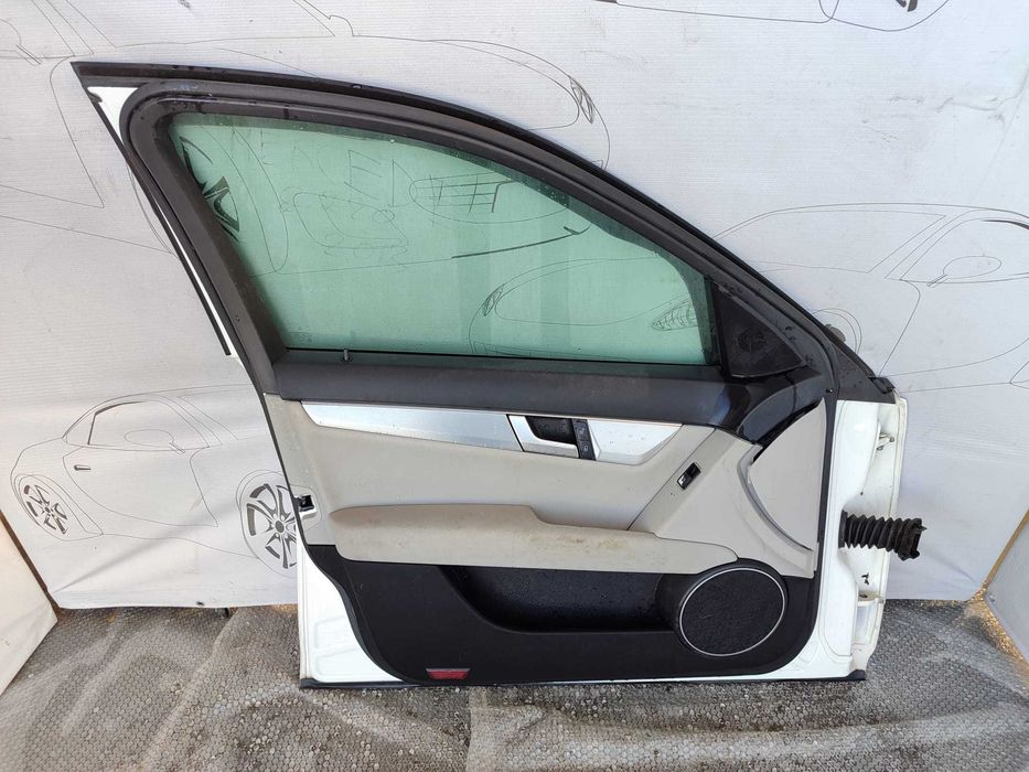 Ușă Față Stânga Mercedes-Benz C W204 Sedan Alb 149 A2047205900 2013 / [2007-2014] / (12G)