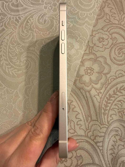 iphone 14 pluse почти не използван