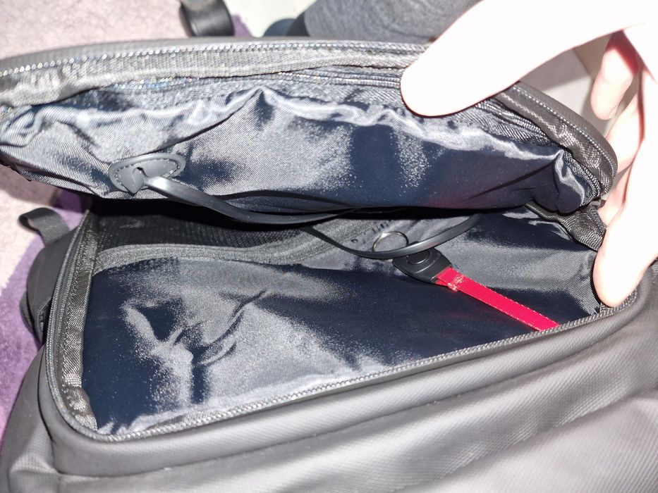 Раница със Smart LED програмируем екран водоустойчива