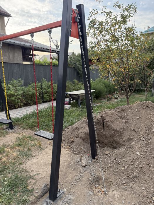 Продам детскую качелю