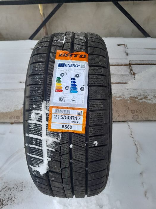 продается шины.