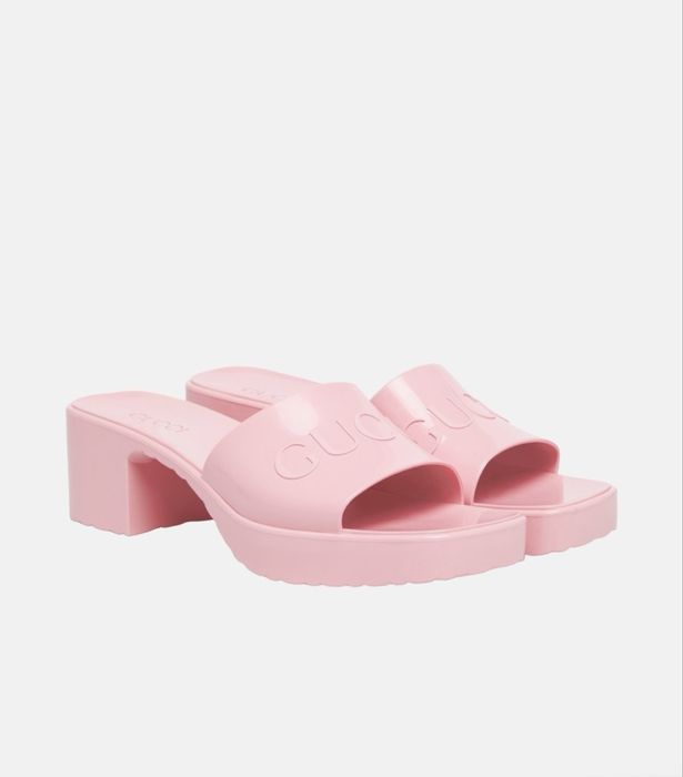 Розови сандали gucci
