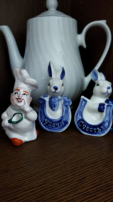 Статуэтка солонка Городница