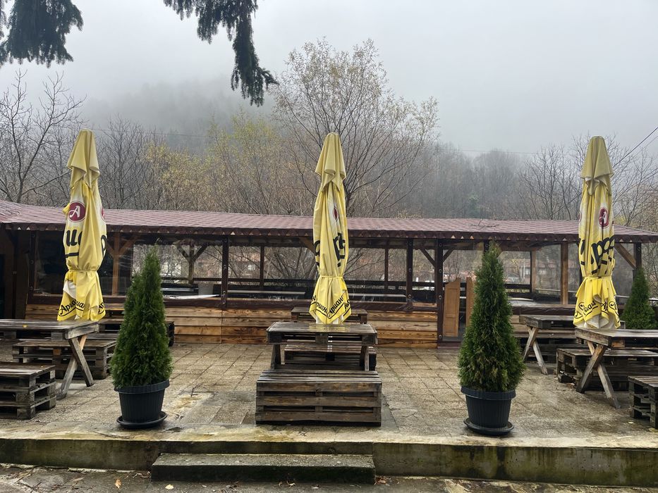 Ветроупорни завеси,тенти,брезенти,покривала,винил,барбекю,тераса,шатра